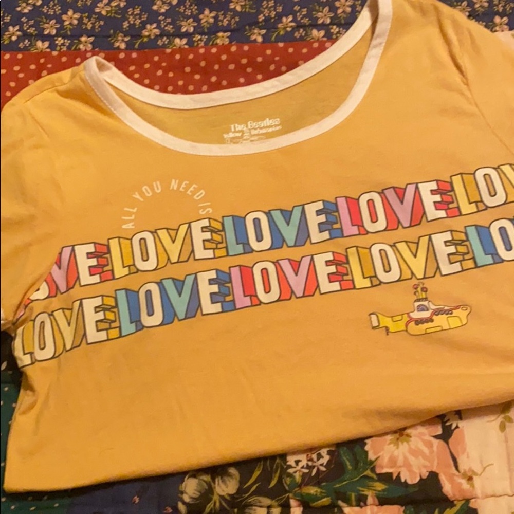 ALL YOU NEED IS LOVE The Beatles shirt!